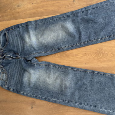 Blaue baggy Jeans