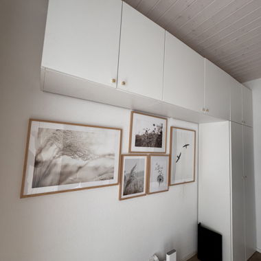 Armadio a muro bianco