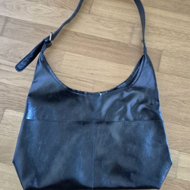 Schwarze Handtasche