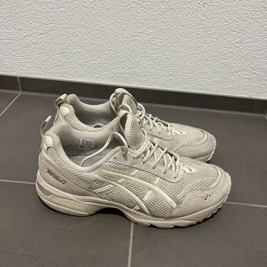 Asics 1090 v2 Sneaker beige - 41.5