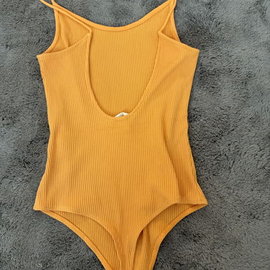 body arancione chiaro