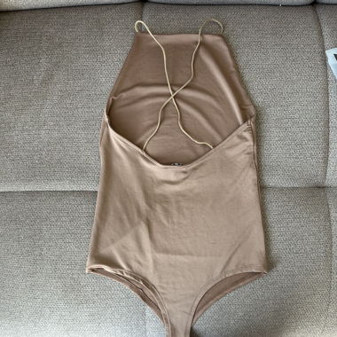 Body, Rückenfrei