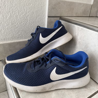Nike Tanjun Sneakers
