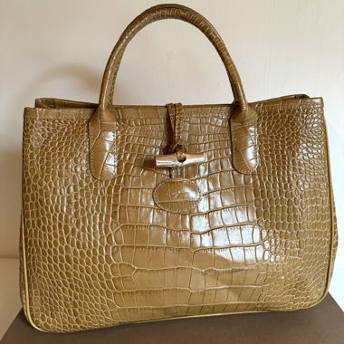 Borsa Longchamp Roseau – Pelle croco senape/cammello