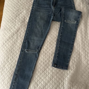 Helles Blau Jeans mit Rissen, High-Waist Skinny