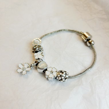 Charm Armband WHITE BLOOM