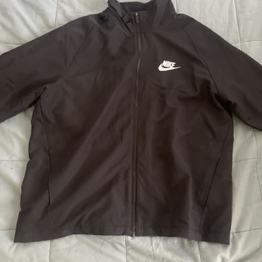 Veste Nike noire zippée