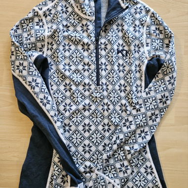 Kari Traa sports shirt