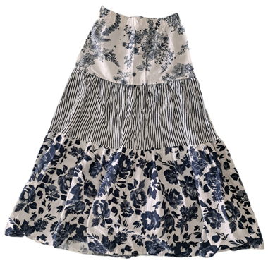Long Floral Pattern Skirt