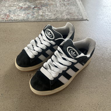 Adidas campus