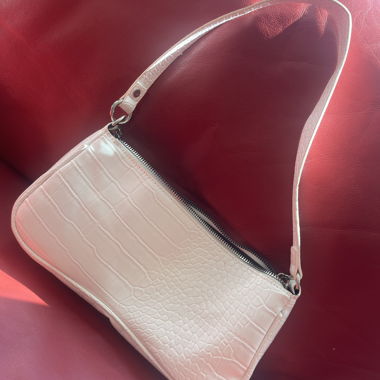 Weisse Tasche