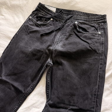 Schwarze Jeans mit Relaxed Fit