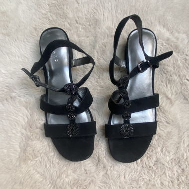 Sandales noires à brides
