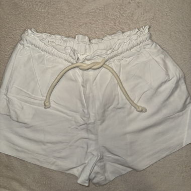 White H&M Linen-Blend Shorts