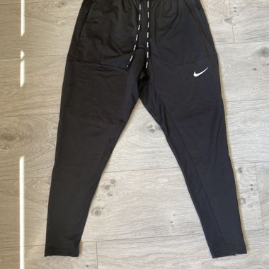 Nike Running Phenom Elite