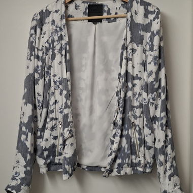 Blazer fleuri ONLY Gr. 40