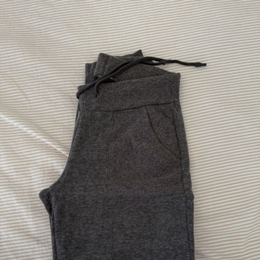 Pantaloni da allenamento grigi