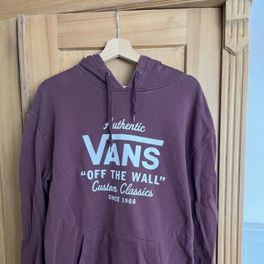 bordeaux roter vans pulli