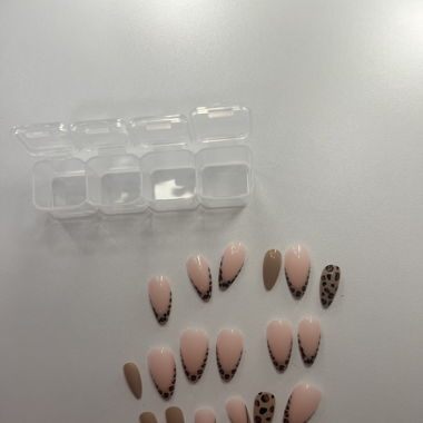 Faux ongles