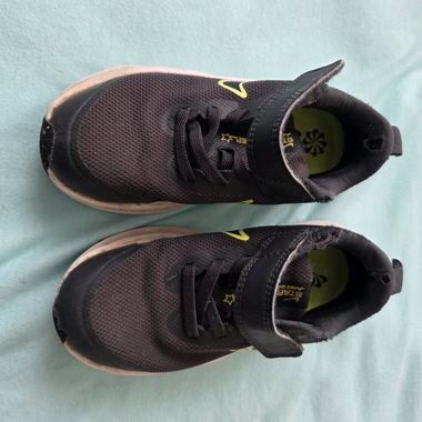 Nike Star Runner Kids Sneakers EU 28