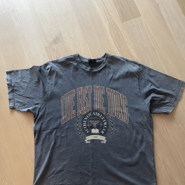 Live Fast Die Young Shirt