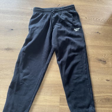 Pantaloni della tuta Reebok Neri Piccolo Logo in Fleece