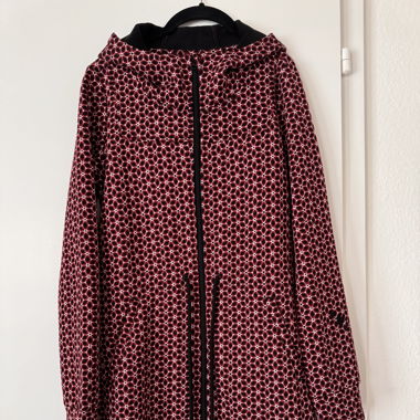 Cappotto lungo con cappuccio