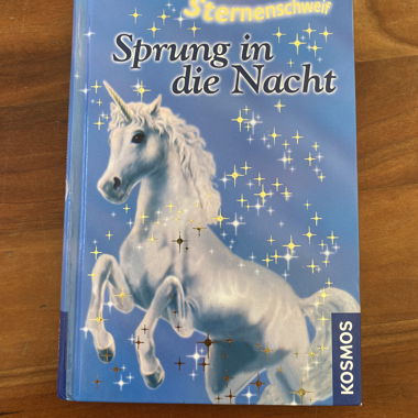 Coda di stelle salta nella notte