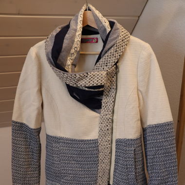 Desigual Mantel 42