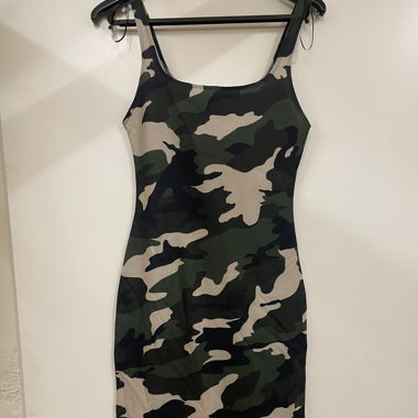 Zara Kleid