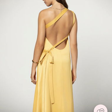 Vestito giallo di seta