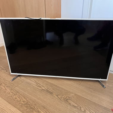 Samsung 48" Smart TV UE48H6410