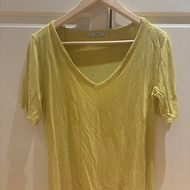 Yellow T-shirt