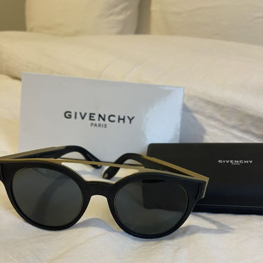 Givenchy Sonnenbrille 