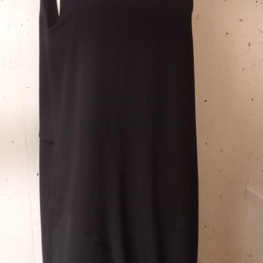 Robe noire Sandro Ferrone taille 44