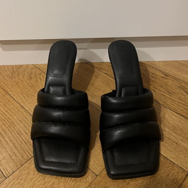 H&M Sandalen