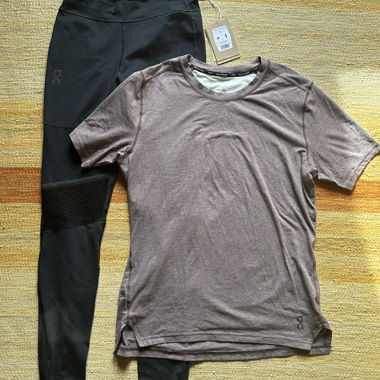 New Thermal Cloud On Running Tights and Tee
