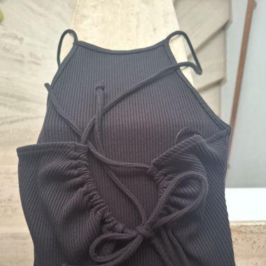 Rückenfreies Kleid