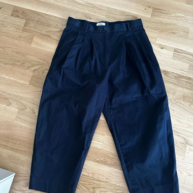 Stoffhose COS - blau Gr. 42