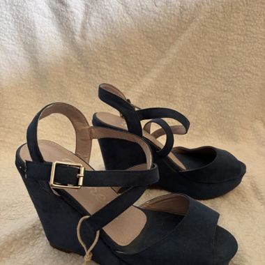 Refresh Wedge Sandals – Dark Blue