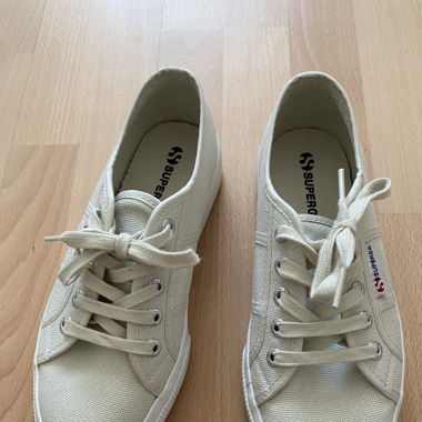 Superga 37