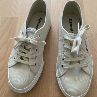 Superga 37
