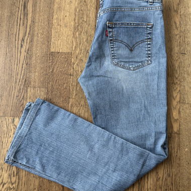Levis Jeans