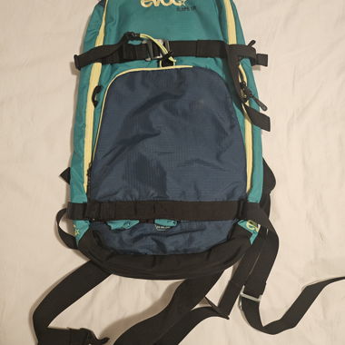 EVOC skii / snowboard backpack