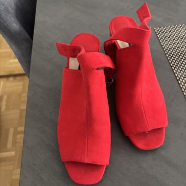 Magnifica scarpa Stradivarius taglia 37