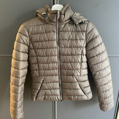 Giacca imbottita Zara con cappuccio