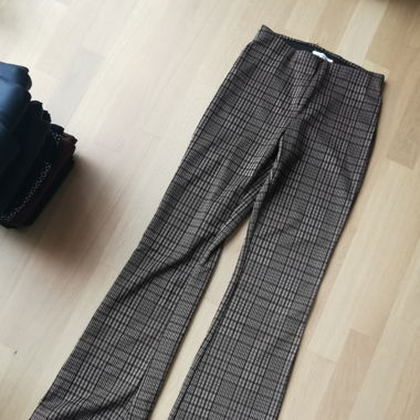 Stoffhosen mit Muster 
