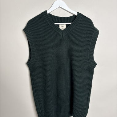 Rebel knit sweater vest