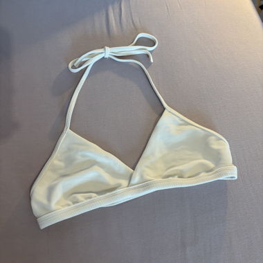 Top bikini bianco Weekday