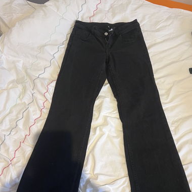 Black flared jeans 
